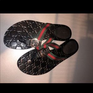 AUTHENTIC GUCCI SANDALS